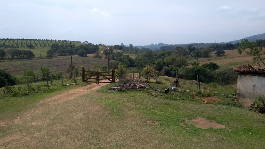 Terreno - Venda - P� do Moro - Cabre�va - SP