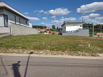 Terreno em Condom�nio a Venda