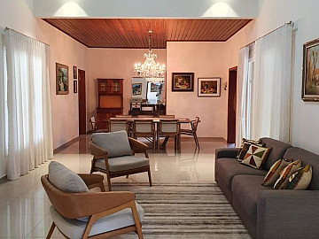 Casa T�rrea com 4 Su�tes no Condom�nio Portal da Conc�rdia �